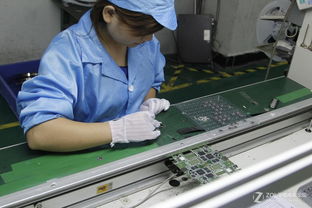 冒死拍摄 50张图揭秘平板电脑生产过程，你能猜出是哪家厂商吗？